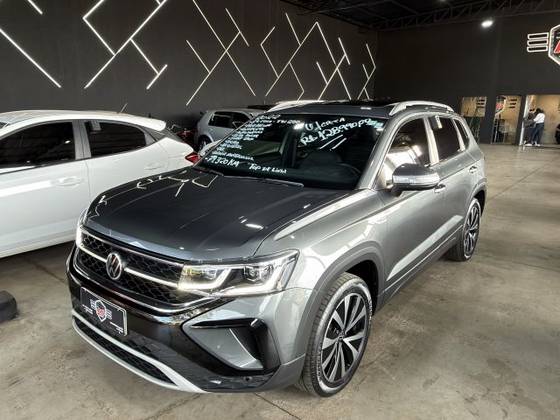 VOLKSWAGEN TAOS 1.4 250 TSI TOTAL FLEX HIGHLINE AUTOMÁTICO